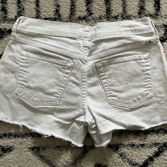 Lucky brand white jean shorts - Picture 1 of 2